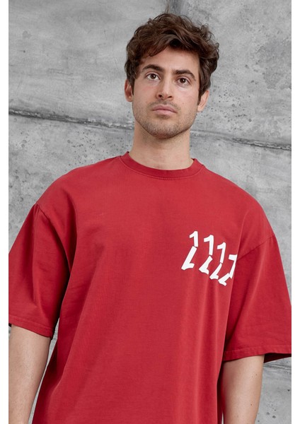 Kırmızı 1111 Yazılı Yıkamalı Oversize Tshirt fiyatları
