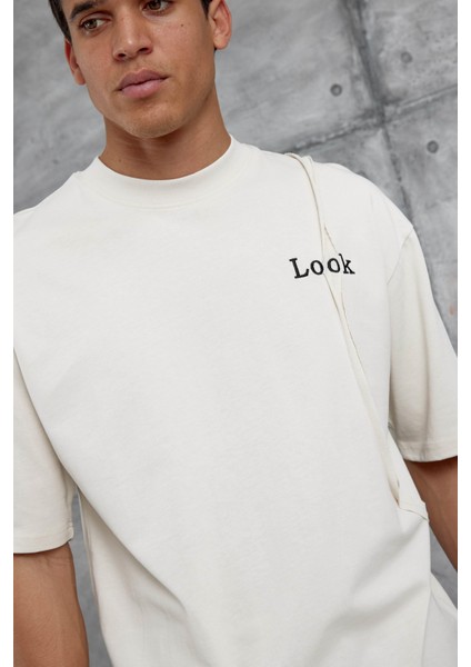 Krem Look Yazılı Parçalı Oversize Tshirt fırsatları