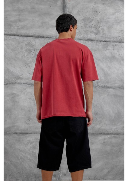 Kırmızı Parçalı Yıkamalı Oversize Tshirt modelleri