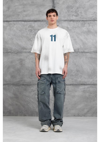 Beyaz M11 Yazılı Oversize Tshirt fırsatları