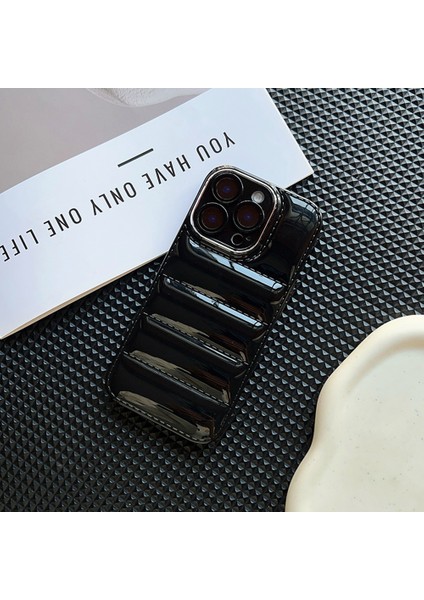 Apple iPhone 14 Pro Siyah Çizgili Puff Silikon Telefon Kılıfı