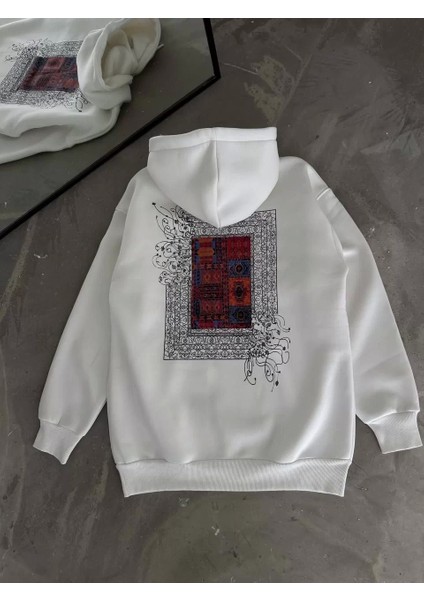 Uzun Kol Kapüşonlu Ön ve Arka Baskılı Sweatshirt - Beyaz