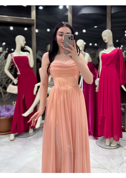 Hadley Göğüs Drapeli Korseli Ayarlanabilir Ip Bağlamalı Simli Uzun Elbise Pudra indirimleri