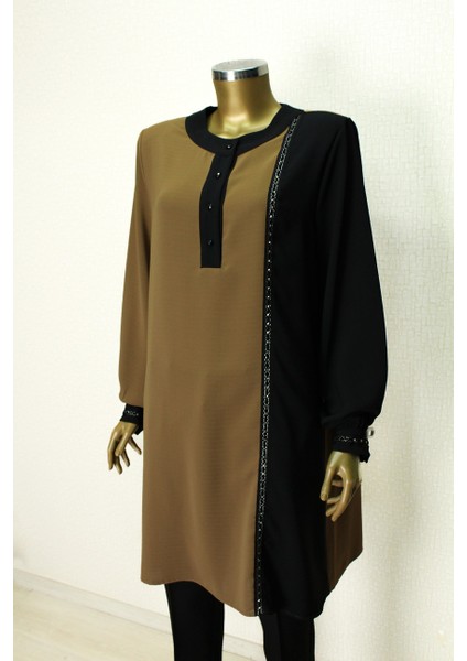 61131 Önden Yarım Düğmei 2 Renkli Önü ve Kol Ucu Taş Detaylı Rahat Kesim Tunik Qys Tunik 61131 #23-06#