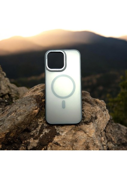 IPHONE16 Pro Max Magsafe Özellikli Koruyucu Kılıf
