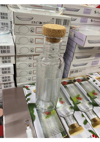mantar kapaklı Cam Şişe