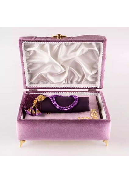 Çizgili Kutu Çeyizlik, Şal + Seccade + Tesbih + Kuran Hediye Seti (Çanta B. Kadife, Lila, Elif-Vav) modelleri