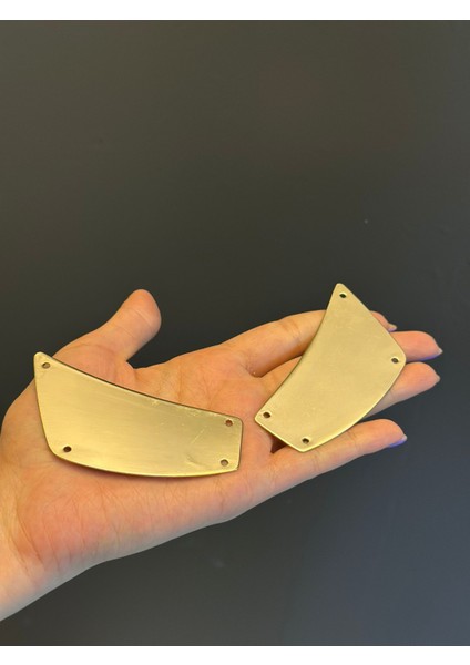 Altın Sarı Çelik Dikiş Giyim Yaka Aksesuarı 9x5 cm fırsatları