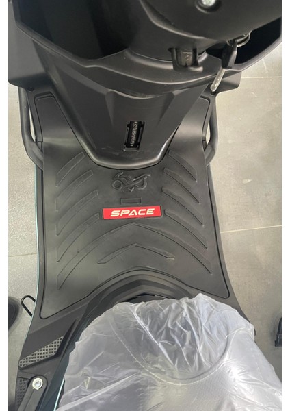 Kuba- Space Modeline Uygun Motorsiklet Paspası, Motor Paspas,