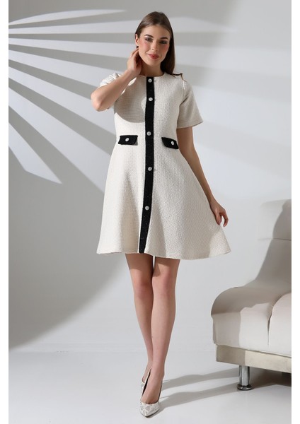 Simli Beyaz Tüvit Kareli Şanel Kumaş Çan Etek Düğme Detaylı Mini Elbise Tasarım Hediye Büyük Beden fiyatları