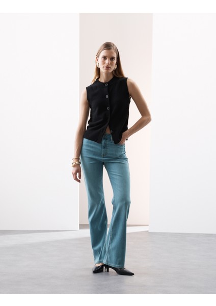 Lyocell Karışımı Yüksek Bel Flared Jeans indirimleri