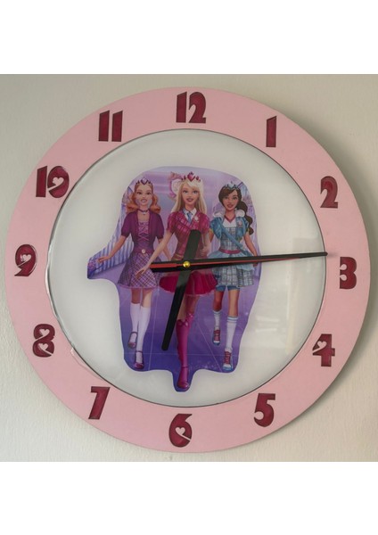 Kıds - Barbie ve Arkadaşları Temalı Çocuk Odası Duvar Saati - 40 cm