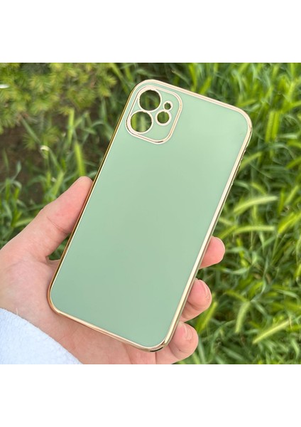 Apple iPhone 11 Kılıf Kenar Detaylı Yumuşak Parlak Silikon
