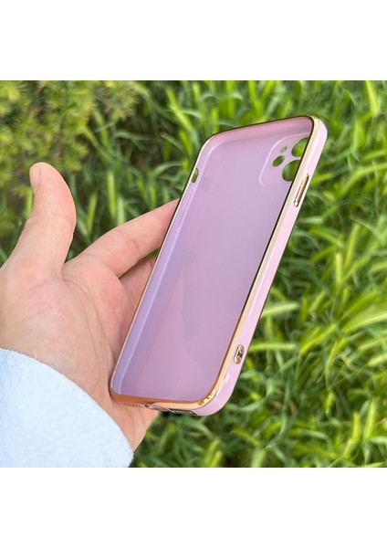 Apple iPhone 11 Kılıf Kenar Detaylı Yumuşak Parlak Silikon fırsatları