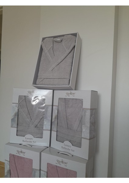 Tek Kişilik Kapşonlu Kutulu Lux Bornoz/luxury Bathrobe Set