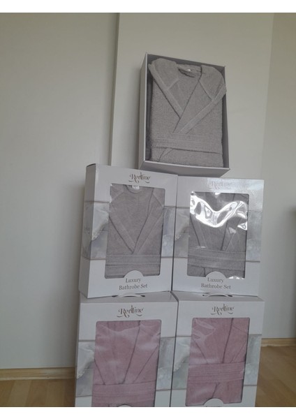 Tek Kişilik Kapşonlu Kutulu Lux Bornoz/luxury Bathrobe Set
