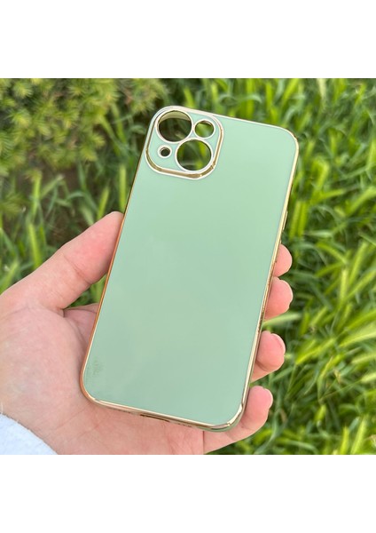 Apple iPhone 14 Kılıf Kenar Detaylı Yumuşak Parlak Silikon