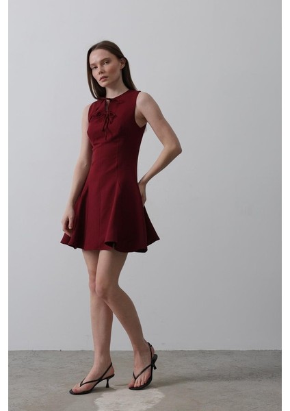 Fiyonk Detay Sıfır Kollu Mini Elbise - Bordo modelleri