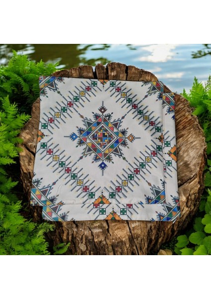 Dijital Baskı Etnik Kilim Desenli Pamuklu Kırlent Kılıfı