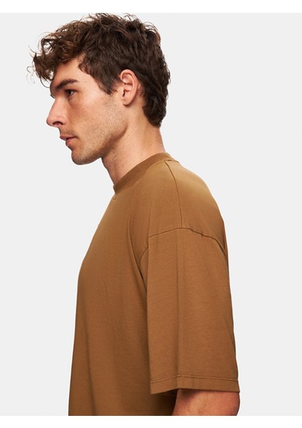 Erkek Loose Kahve Rengi T-shırt fırsatları