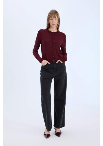 Regular Fit Bisiklet Yaka Düğmeli Triko Hırka E5032AX24WN fiyatları