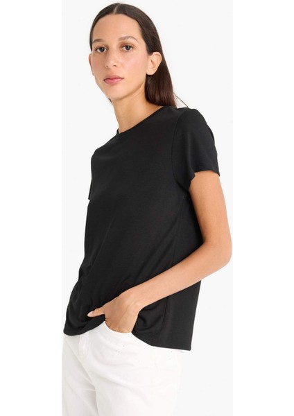 Regular Fit Bisiklet Yaka Basic Düz Kısa Kollu Tişört F4213AXNS fırsatları