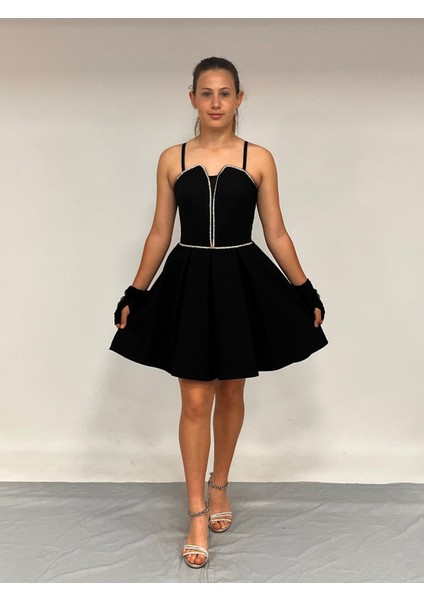 Kız Çocuk Abiye Siyah Krep Kumaş Askılı Kordon Taş Detaylı Illüzyon Yakatül Eldivenli Abiye Elbise 10-15 Yaş