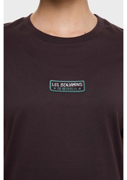 Logolu % 100 Pamuk Regular Fit Bisiklet Yaka T Shirt Bayan T Shirt LB25SSUNLFUTS indirimleri