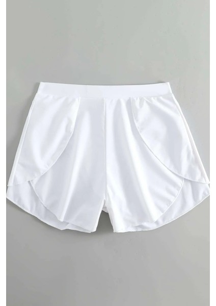 Kadın Beyaz Yırtmaçlı Etek Görünümlü Şık Deniz Şortu modelleri