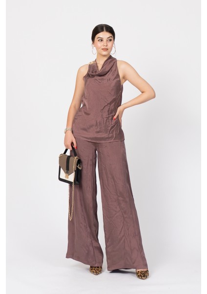Tencel Kumaş Hafifliği Degaje Yaka Detay ve Bol Paça Pantolon Takım 1227