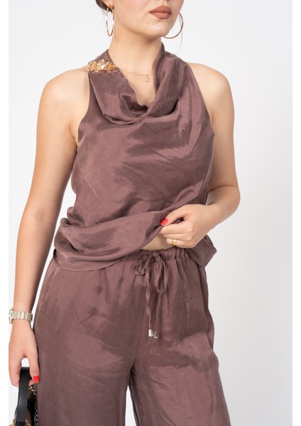Tencel Kumaş Hafifliği Degaje Yaka Detay ve Bol Paça Pantolon Takım 1227 fırsatları