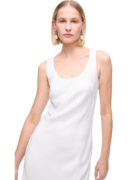 Beyaz Apatit Rahat Kalıp Uzun Boy Elbise fiyatları