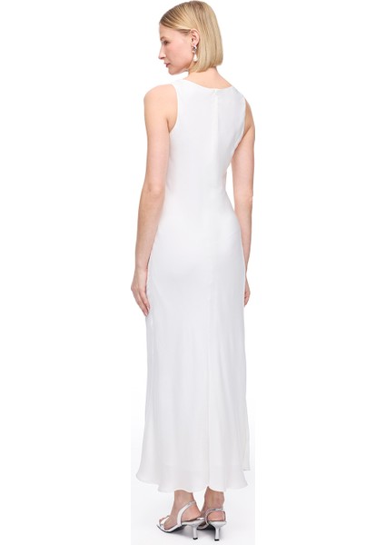 Beyaz Apatit Rahat Kalıp Uzun Boy Elbise indirimleri