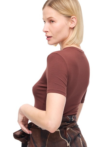 Frien Kahverengi Renk Slim Fit Bisiklet Yaka Takma Kol Tişört fırsatları