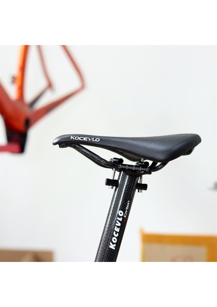 Kırmızı 143MM Stili Yeni Kocevlo Karbon Fiber Sele Yol Mtb Dağ Bisikleti Bisiklet Sele Bisiklet Sele Bisiklet Patika Konfor Yarış Koltuğu Kırmızı Beyaz 130G (Yurt Dışından) indirimleri