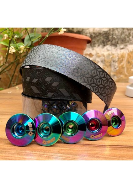 Kırmızı Stili Tak Odı Bisiklet Gidon Bandı Elektrokaplamalı Renkli Fişli Ultralight Yüksek Performans Yol Bisikleti Gidon Bantları Bisiklet Aksesuarları (Yurt Dışından) modelleri