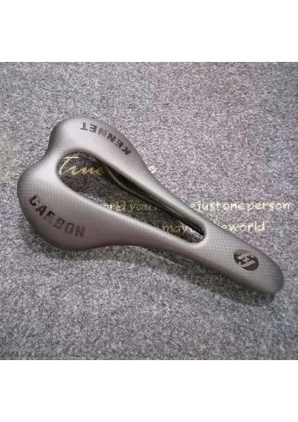 3k Mat Tarzı Yeni Ultrahafif 3k Tam Karbon Fiber Bisiklet Koltuğu Yol Mtb Bisiklet Karbon Koltuk Mat Bisiklet Minderi 275* Bisiklet Parçaları (Yurt Dışından) fırsatları