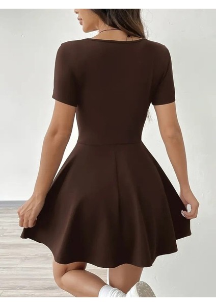 Kadın Kısa Kollu Kare Yaka Short Detaylı Cepli Dalgıç Elbise fırsatları