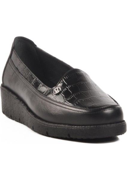 BB092 Z Siyah Hakiki Deri Kadın Günlük Ayakkabı
