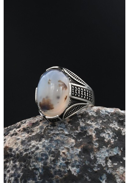 925 Ayar Gümüş Erkek Yüzüğü Yemen Akik Taşlı Mikro Taş Süslemeli 901769 fırsatları