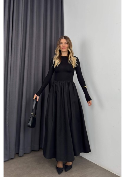 Siyah Çan Model Poplin Elbise