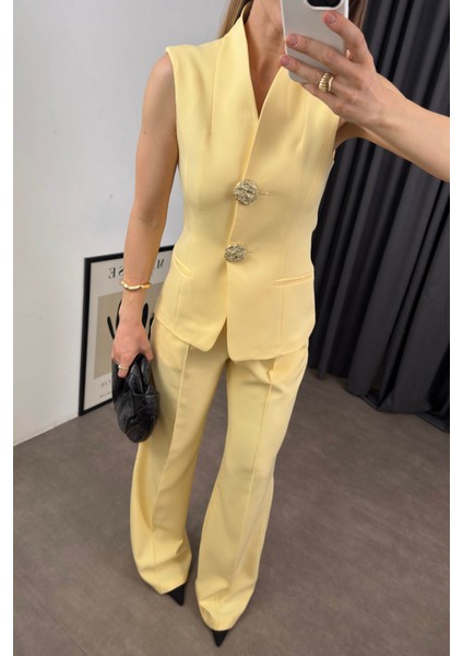 Pastel Sarı Gold Düğmeli Yelek Pantolon Takım