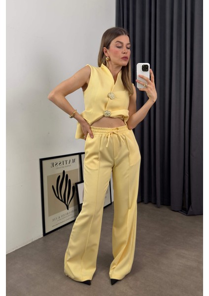 Pastel Sarı Gold Düğmeli Yelek Pantolon Takım