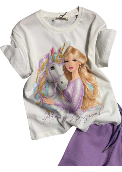 Kız Çocuk Üzeri Digital Bebek ve At Baskılı Yazı Detaylı T-Shirt Lila Şortlu Takım indirimleri