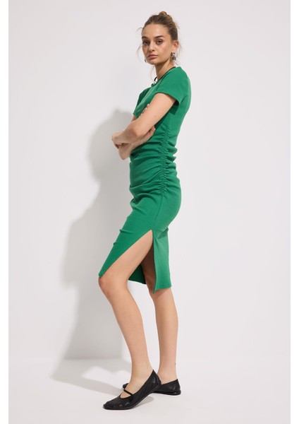 Büzgülü Kısa Kol Kaşkorse Midi Elbise modelleri