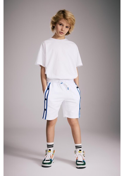 (Kids Boy) Yan Şeritli Çıtçıtlı Sort