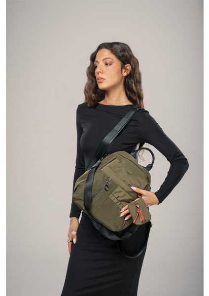 Kadın 17750 Sırt Çantası fiyatları