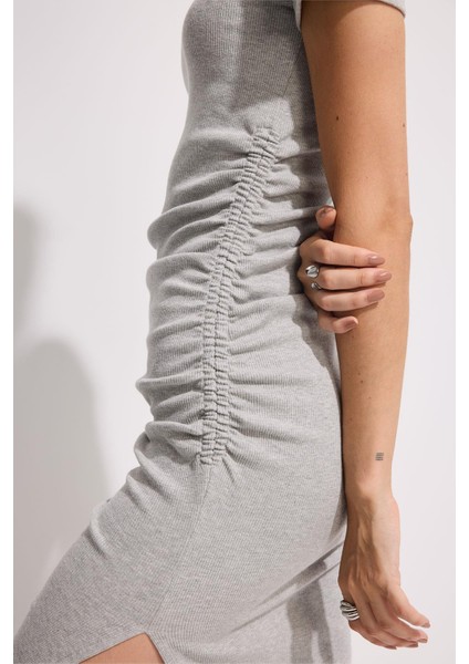 Büzgülü Kısa Kol Kaşkorse Midi Elbise modelleri