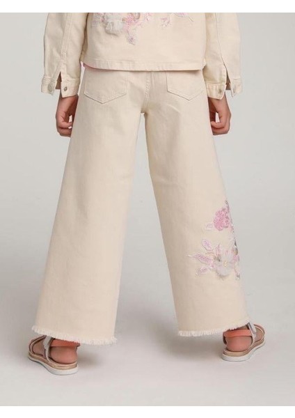 Kız Çocuk Tasarım Çiçek Nakışlı Likralı Kot Pantolon fırsatları
