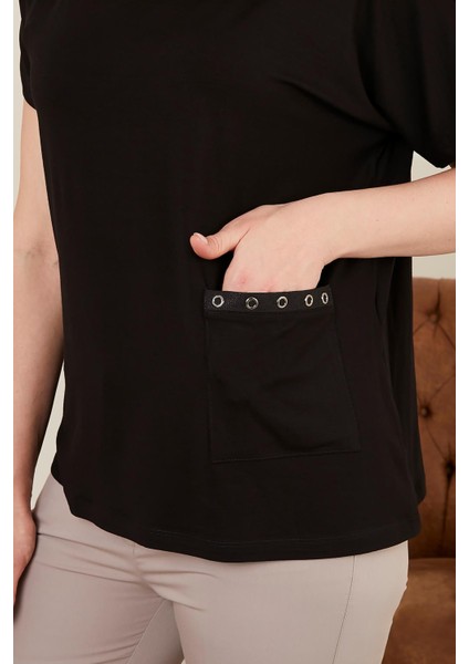 Yaka ve Cep Zımba Detaylı Büyük Beden Siyah Tişört fırsatları